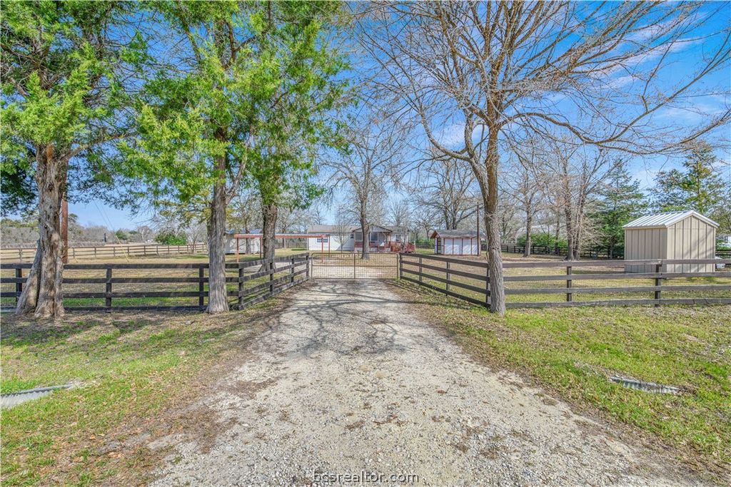 19777 Fm 974, Bryan, TX 77808 — exterior