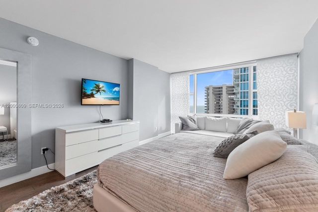 6801 Collins Ave LPH10, Miami Beach, FL 33141