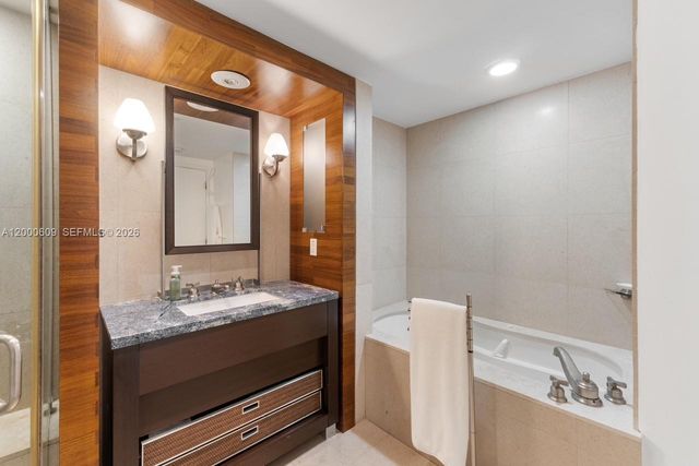 6801 Collins Ave LPH10, Miami Beach, FL 33141