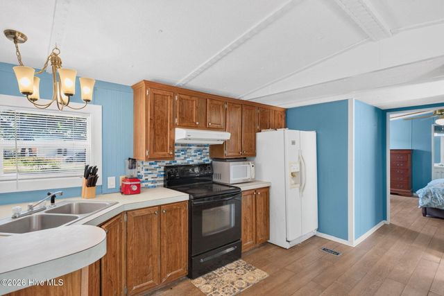 1899 Wm And Odell Gurganus Lane SW, Shallotte, NC 28470