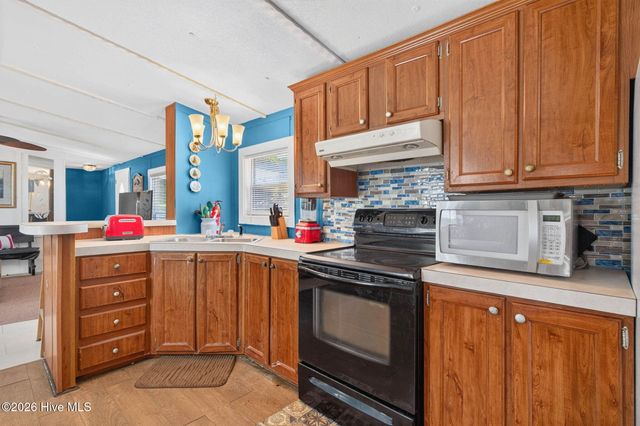 1899 Wm And Odell Gurganus Lane SW, Shallotte, NC 28470