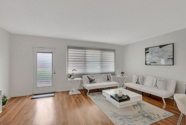 1044 Rexford C, Boca Raton, FL 33434