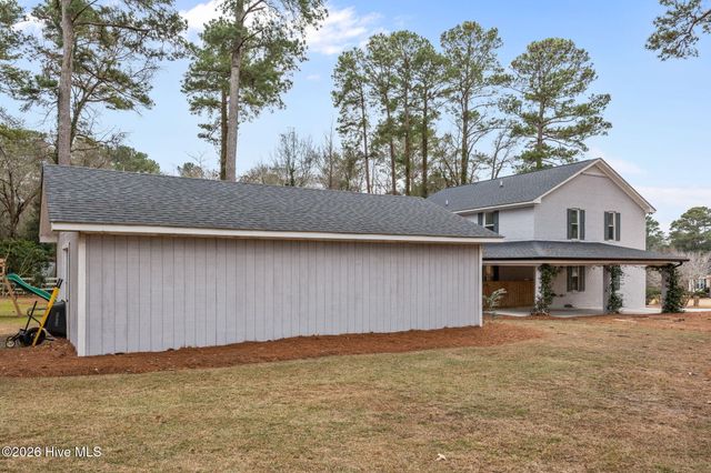 410 Coharie Drive, Clinton, NC 28328