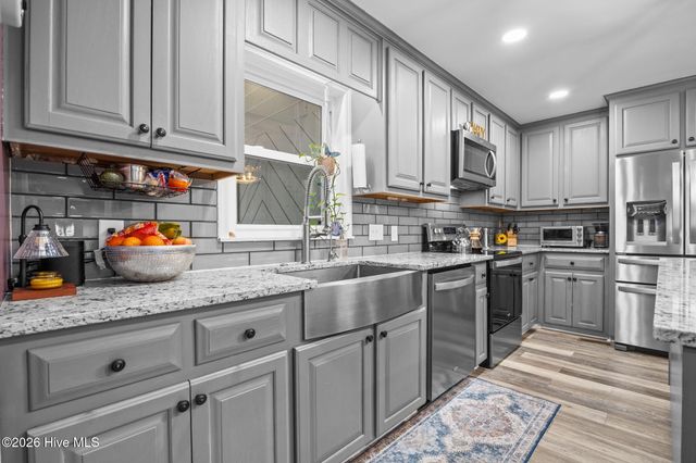 410 Coharie Drive, Clinton, NC 28328