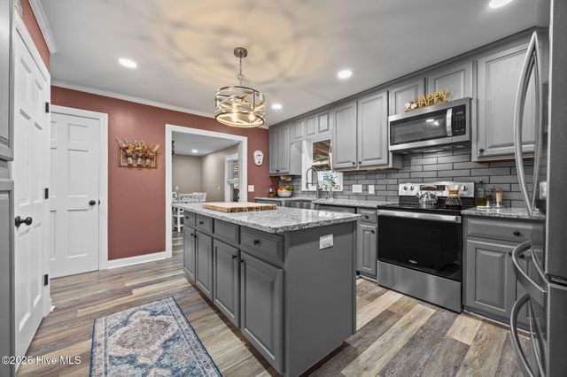 410 Coharie Drive, Clinton, NC 28328