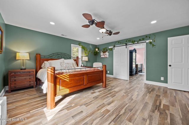 410 Coharie Drive, Clinton, NC 28328