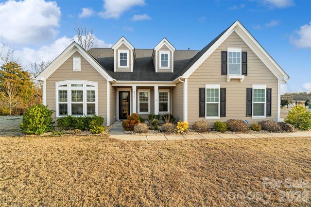 4211 Maggie Springs Way, Clover, SC 29710