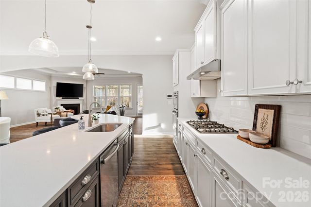 4211 Maggie Springs Way, Clover, SC 29710