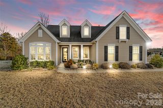 4211 Maggie Springs Way, Clover, SC 29710