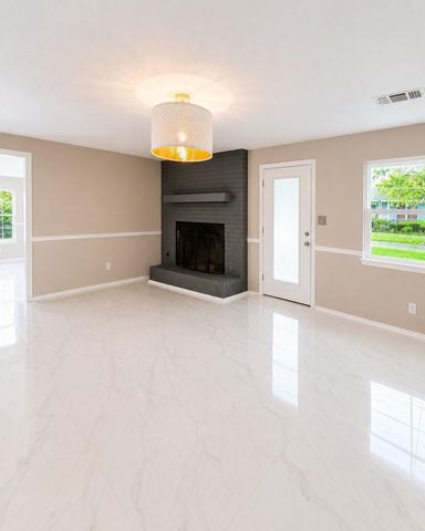 513 W Texas Street, Brazoria, TX 77422
