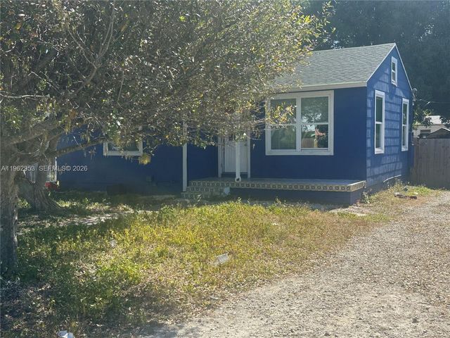 630 49th St, West Palm Beach, FL 33407