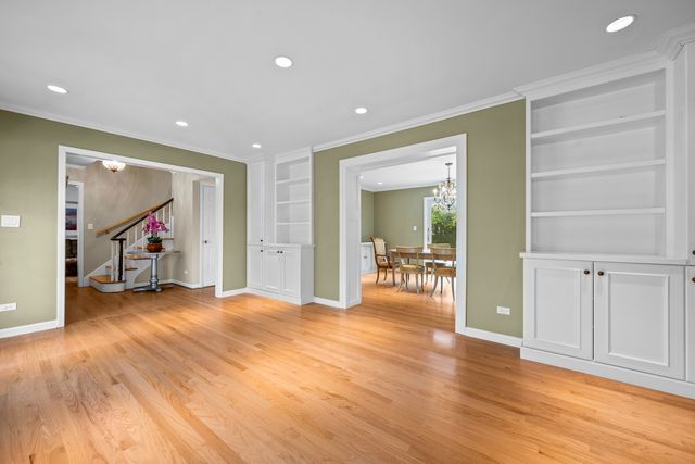 3142 Hemlock Lane, Northbrook, IL 60062