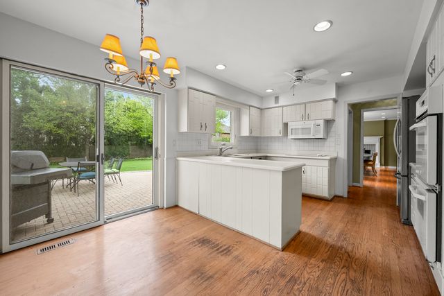 3142 Hemlock Lane, Northbrook, IL 60062