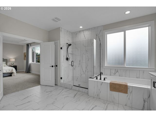 11808 Nw WEAVER Ln, Portland, OR 97229