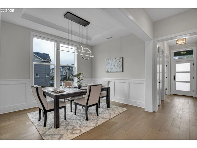 11808 Nw WEAVER Ln, Portland, OR 97229