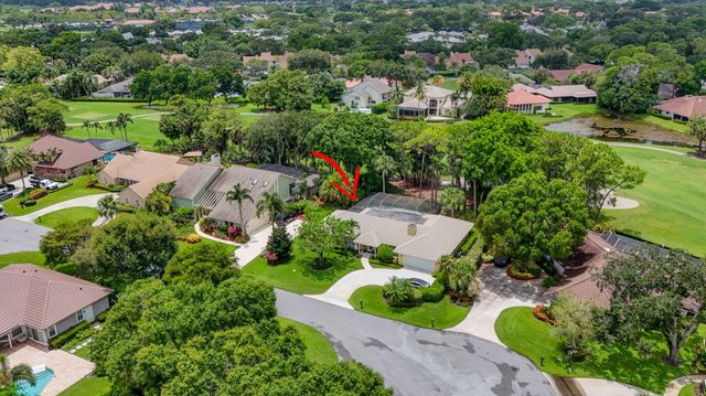 26 Cambria Road W, Palm Beach Gardens, FL 33418