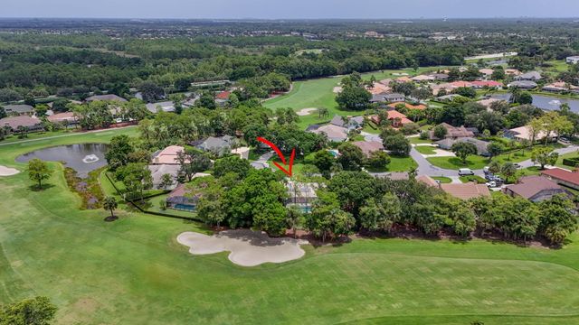 26 Cambria Road W, Palm Beach Gardens, FL 33418
