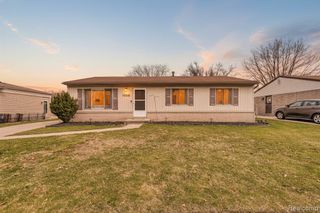 31674 Grove, Fraser, MI 48026