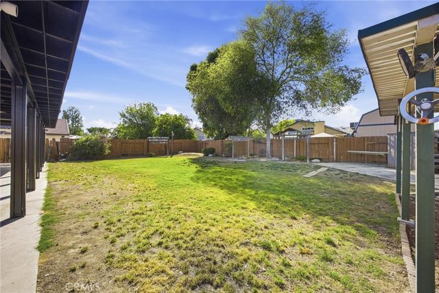 11513 Jenlee, Bakersfield, CA 93312
