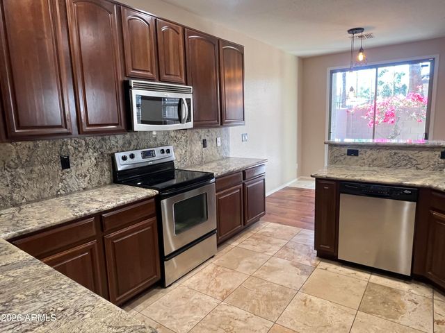 7510 S 29TH Way, Phoenix, AZ 85042