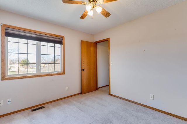 634 N BAY COUNTRY, Wichita, KS 67235