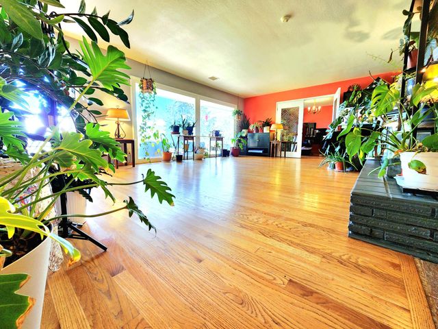 120 Hammel Road, Eagle Point, OR 97524