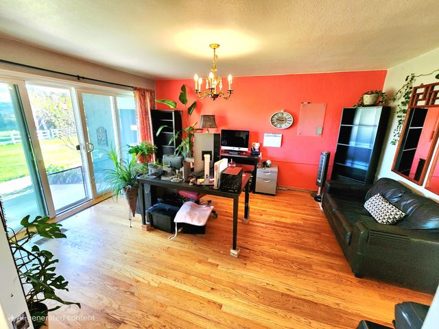 120 Hammel Road, Eagle Point, OR 97524