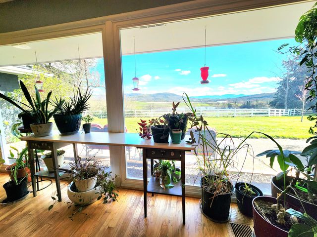 120 Hammel Road, Eagle Point, OR 97524