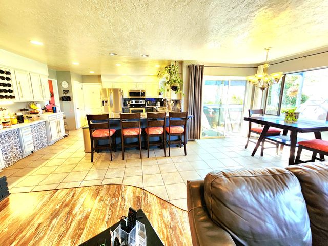 120 Hammel Road, Eagle Point, OR 97524