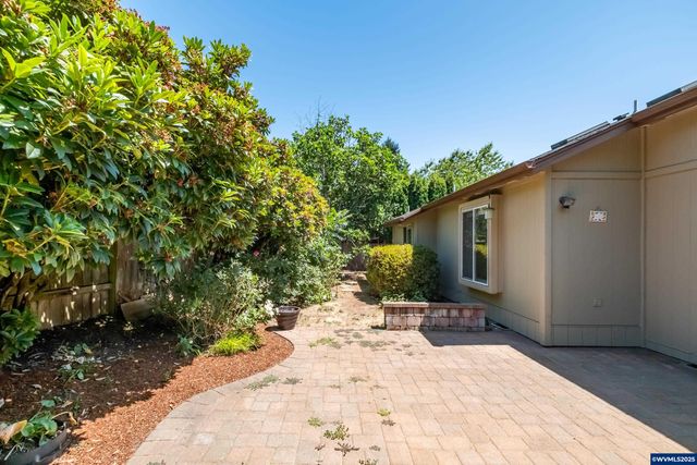 2217 Juliet Ct S, Salem, OR 97302
