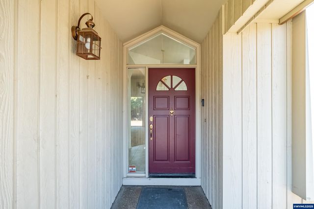 2217 Juliet Ct S, Salem, OR 97302