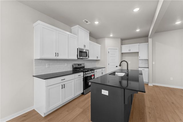 4807 SW Wakanda Street, Bentonville, AR 72713