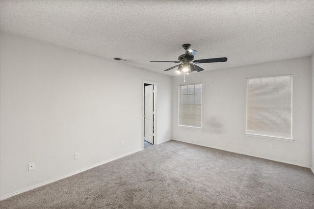 862 Valleybrooke Drive, Arlington, TX 76001