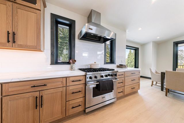 13719 Pathway Avenue, Truckee, CA 96161