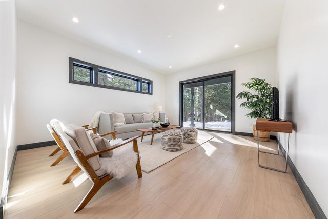 13719 Pathway Avenue, Truckee, CA 96161