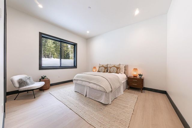 13719 Pathway Avenue, Truckee, CA 96161