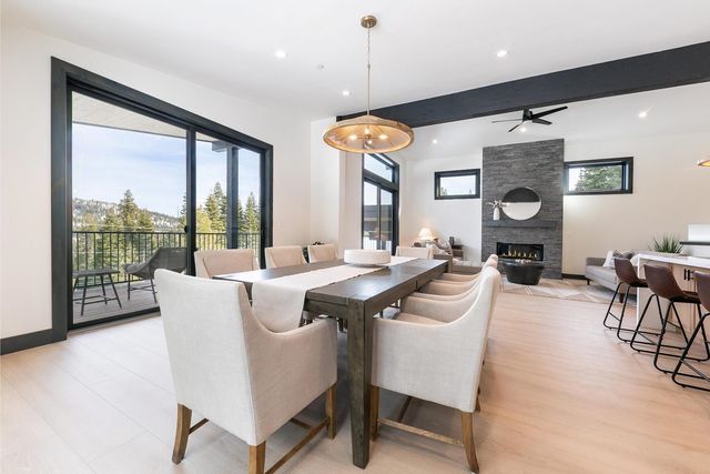 13719 Pathway Avenue, Truckee, CA 96161