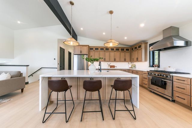 13719 Pathway Avenue, Truckee, CA 96161