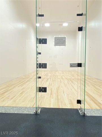 118 Castle Course Avenue, Las Vegas, NV 89148