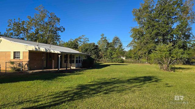 615 Pedigo Avenue, Foley, AL 36535