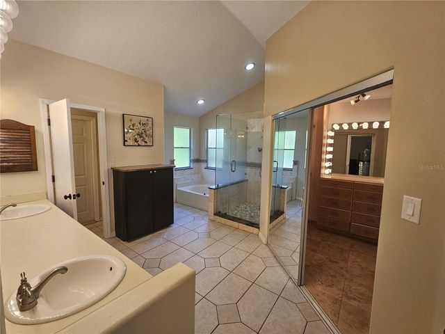 14504 BRAMBIE COURT, Tampa, FL 33624