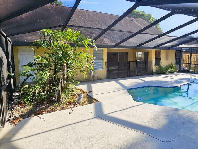 14504 BRAMBIE COURT, Tampa, FL 33624