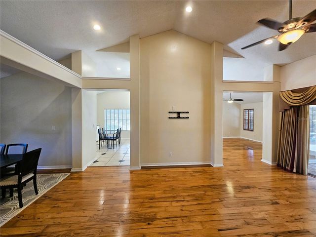 14504 BRAMBIE COURT, Tampa, FL 33624