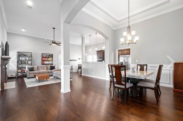 1008 Meadowview Ln, Clarksville, TN 37040