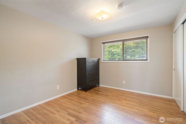 8102 E Seaview Drive, Port Orchard, WA 98366