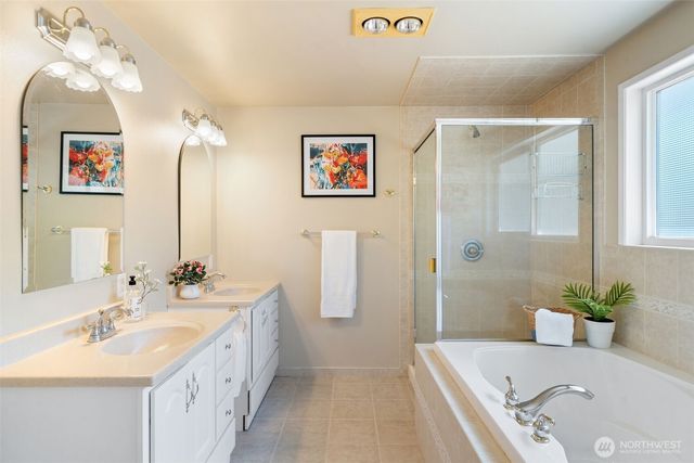 8102 E Seaview Drive, Port Orchard, WA 98366