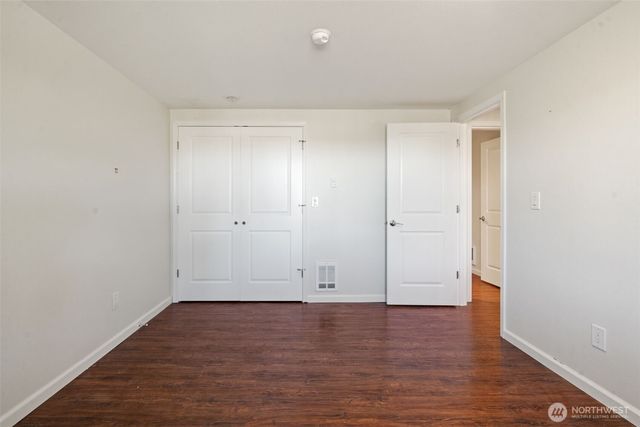 8102 E Seaview Drive, Port Orchard, WA 98366