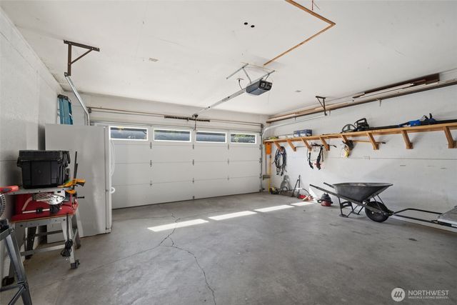 8102 E Seaview Drive, Port Orchard, WA 98366