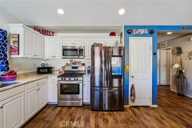 823 Wilde, San Jacinto, CA 92583