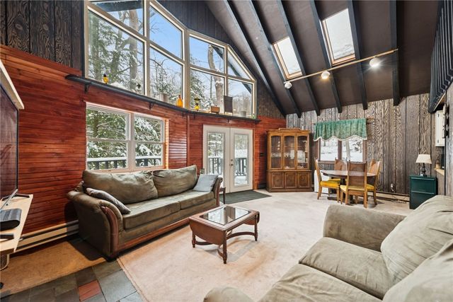 173 Snowshoe Road, Bullskin Twp, PA 15610